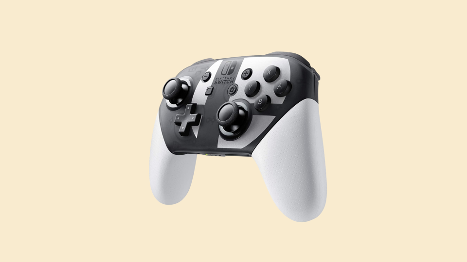 Celebrate Super Smash Bros. Ultimate with this special edition Pro Controller.