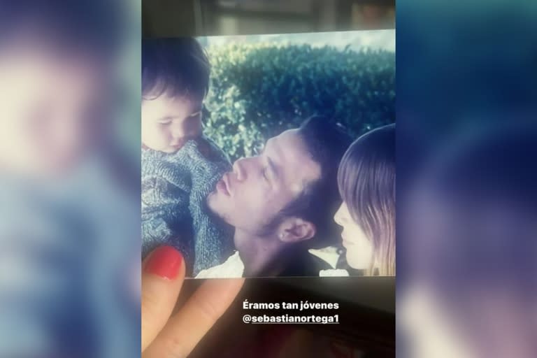 La tierna postal que compartió Guillermina Valdes junto a Sebastián Ortega y su hijo Dante (Foto: Instagram)