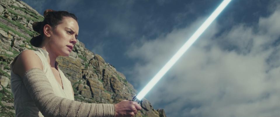 rey lightsaber