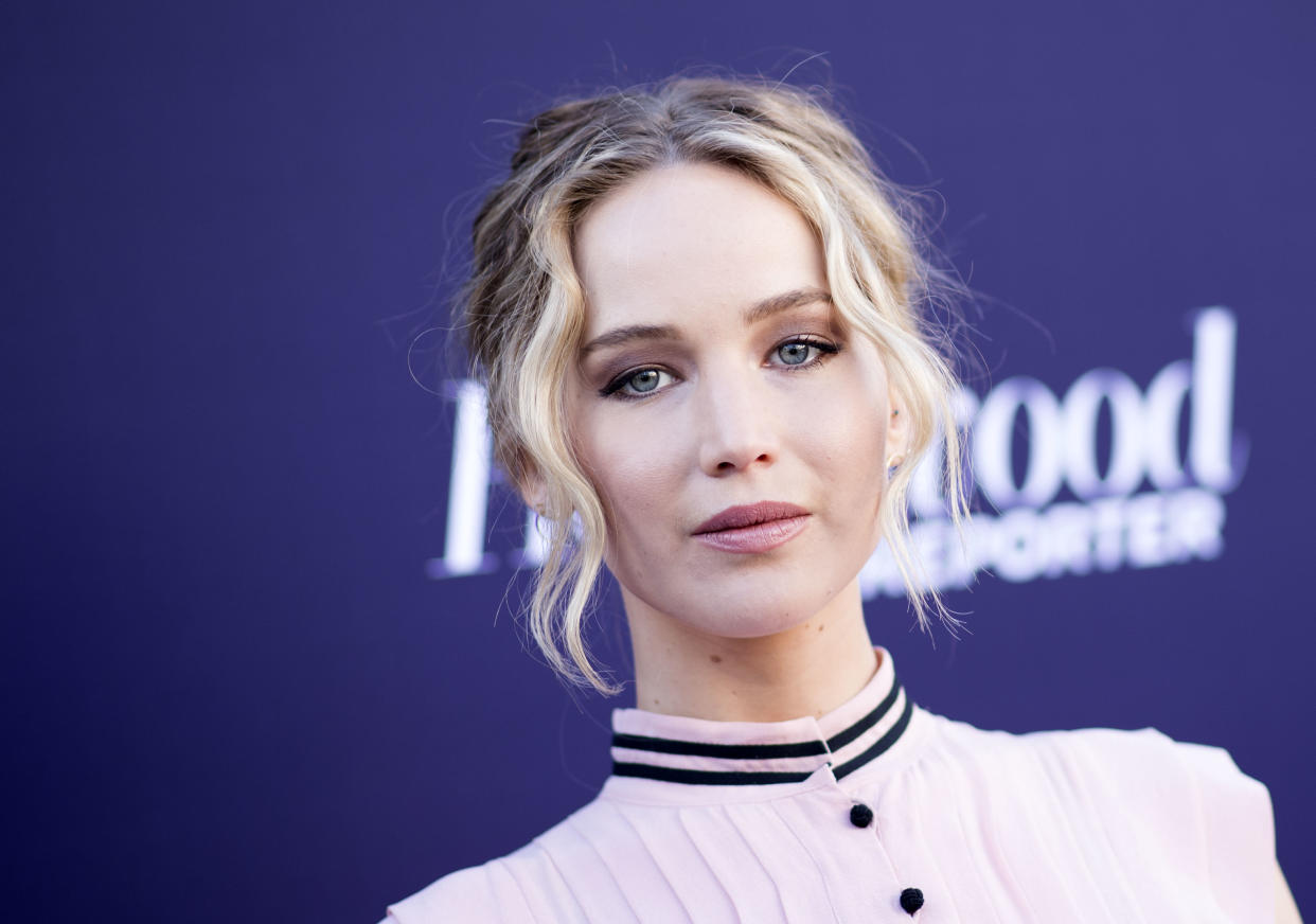 Jennifer Lawrence spent Christmas Eve at a children’s hospital for the 5th year in a row