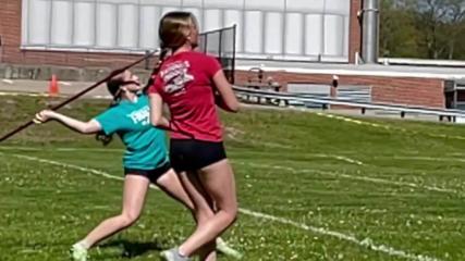 VIDEO: Record-setting Franklin High throwers show off technique in practice