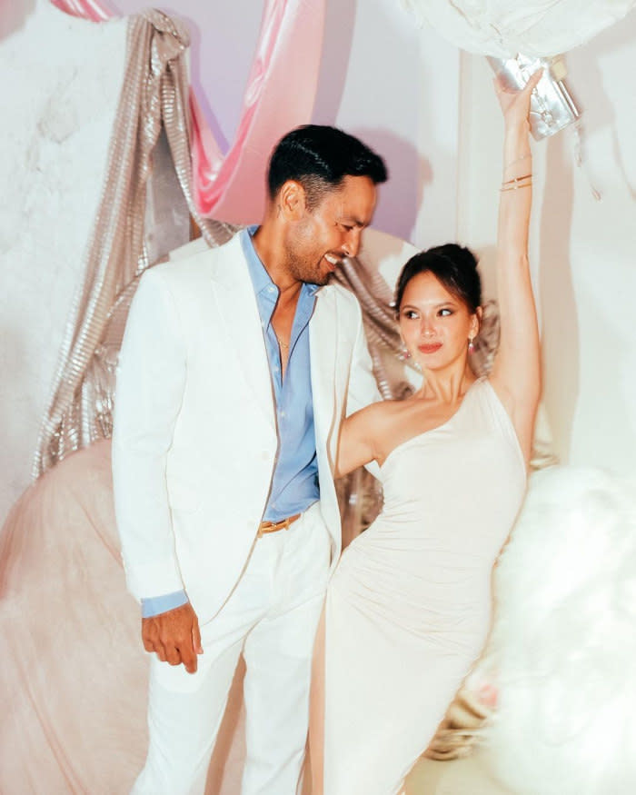 Derek enjoys his newly married life with Ellen Adarna