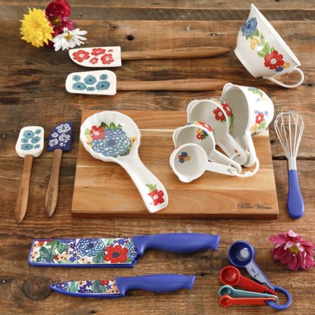  The Pioneer Woman Fiona Floral 3 cup Stack and Press