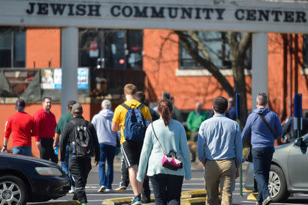 Members are allowed to return following a a bomb threat at the Jewish Community Center in Louisville, Kentucky, U.S., March 8, 2017. REUTERS / Bryan Woolston