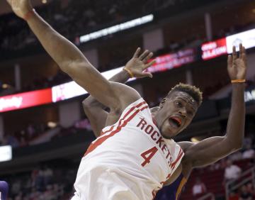 Jeff Adrien (AP)