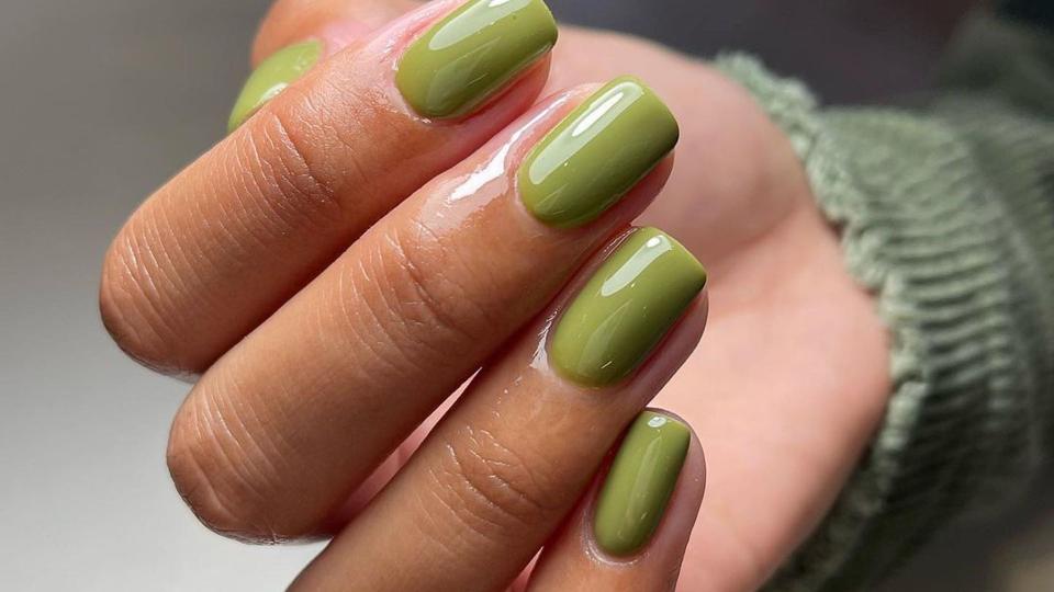 Olive nails 