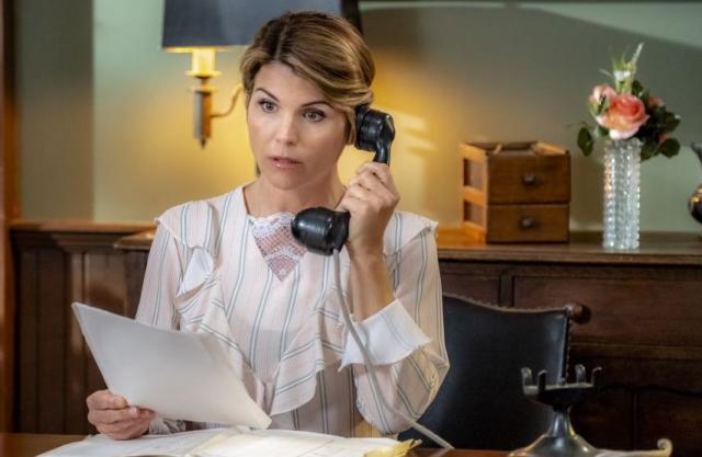 Lori Loughlin Returns to TV in When Hope Calls: A Country Christmas