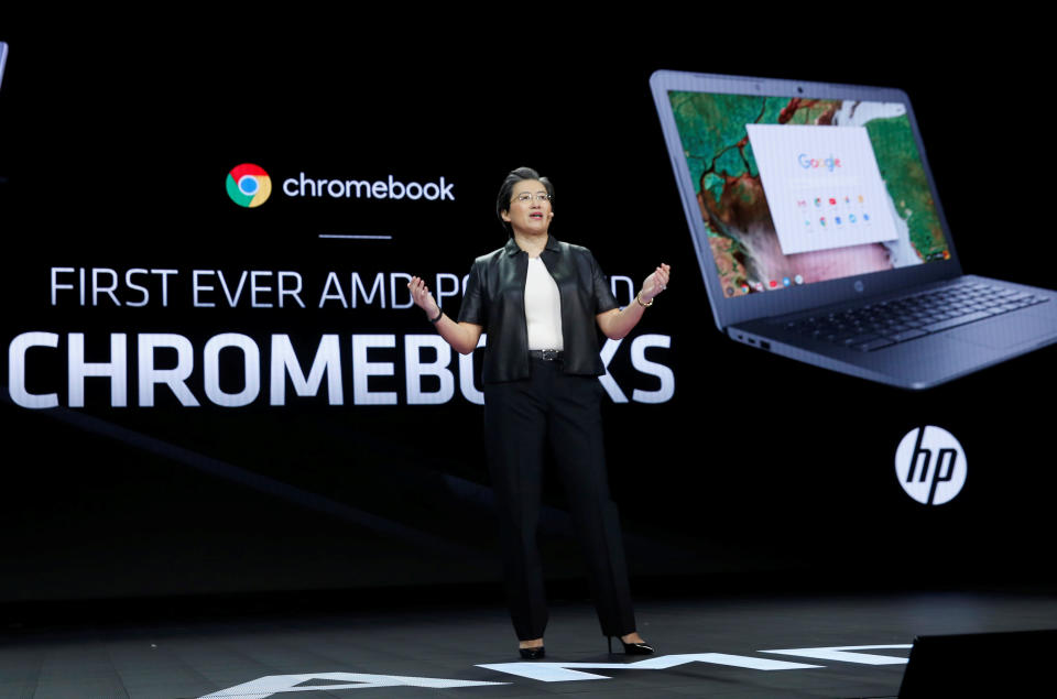 <p>El magnate de la informática parecía tener clara la llegada del Chromebook incluso antes de que Google comenzara a desarrollarlo. “Es posible que haya gente que lance terminales web muy interesantes que tengan todo el contenido de Internet en sí mismos, sin procesador”, declaró. (Foto: Steve Marcus / Reuters). </p>