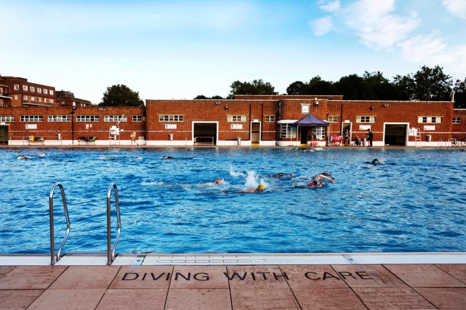 Water temperatures at Parliament Hill Lido start to rise in spring (Parliament Hill Lido)