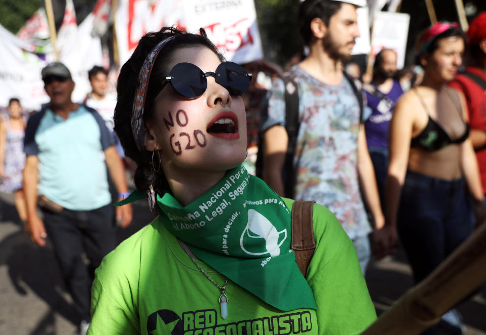 Demonstrators march during the Group 20 summit, in Buenos Aires, Argentina, Nov. 30, 2018. (Photo: Andres Martinez Casares/Reuters)