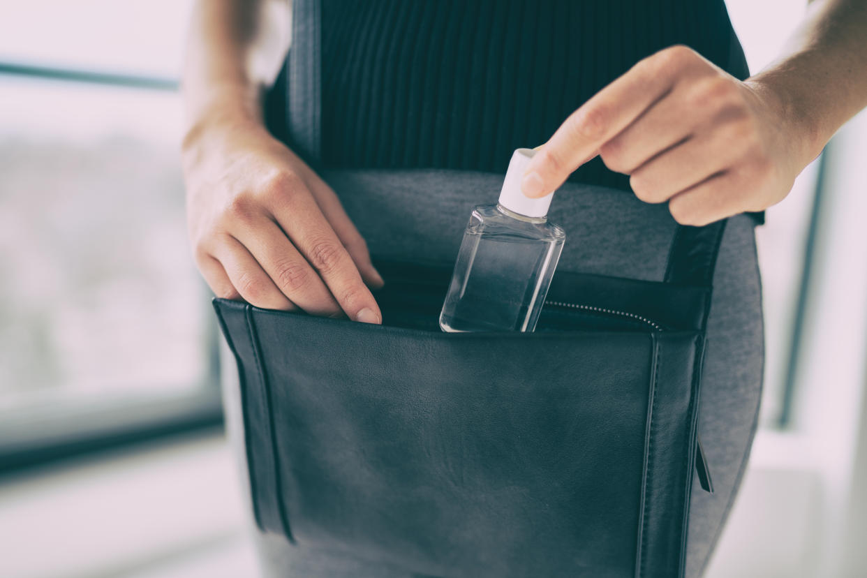 Una bolsa negra cómoda es un éxito anticipado. (Foto: Getty Images)