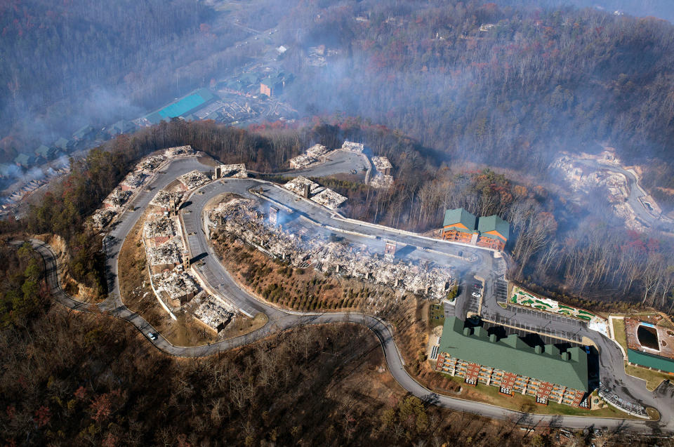 Great Smoky Mountains wildfires ravage Gatlinburg, Tenn.