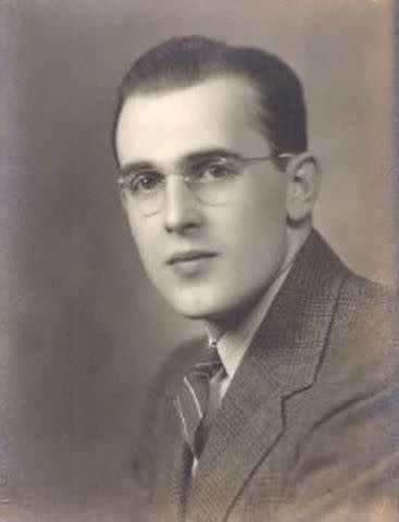 <p>dpaa.mil</p> Gene F. Walker