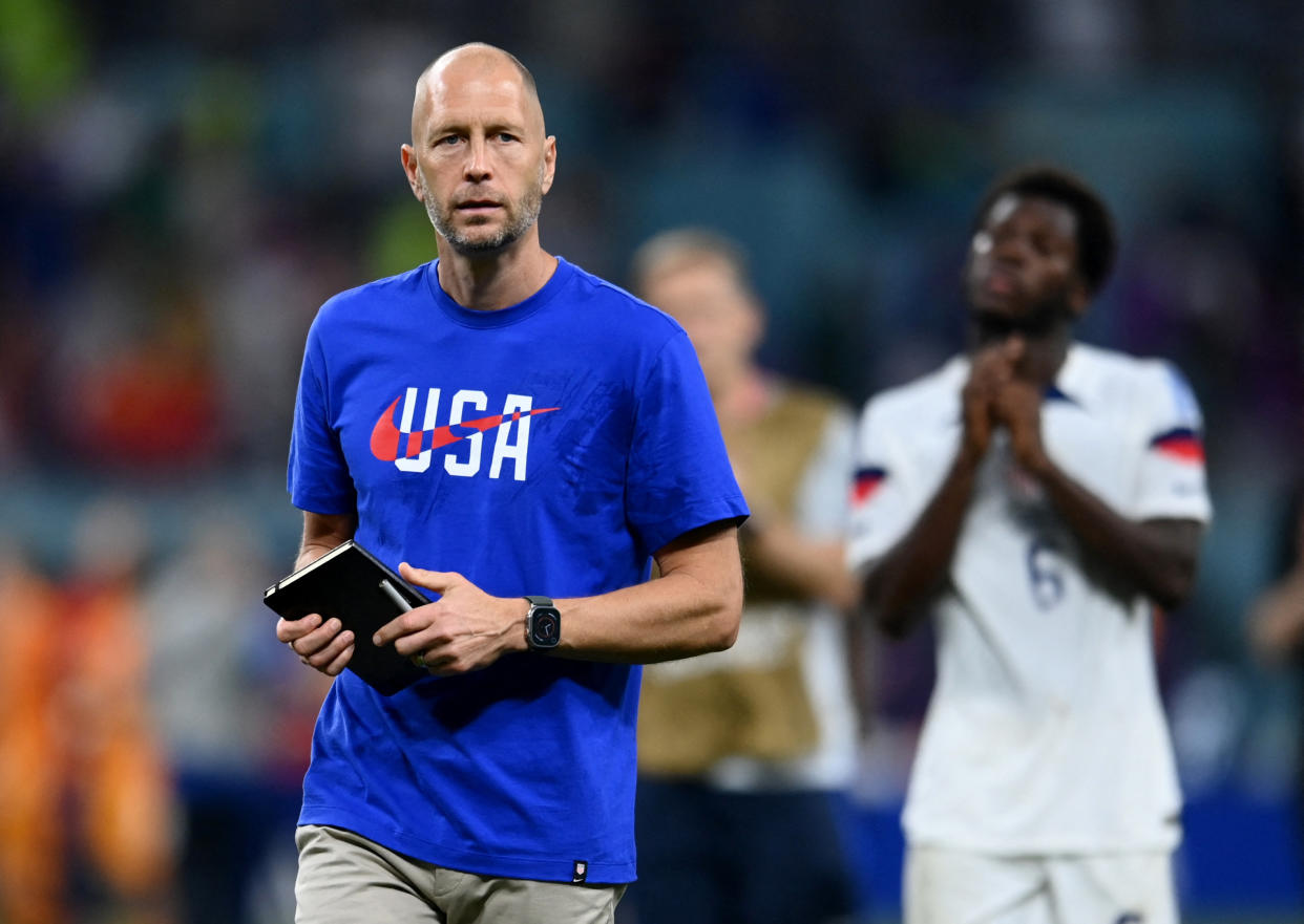 Gregg Berhalter, DT de EEUU tras la eliminación de su selección en Qatar 2022 | REUTERS/Annegret Hilse