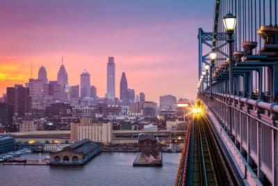 philadelphia, pennsylvania, pa, america, river, train, travel, urban, sunset, scenic, tracks, fog, docks, hazy, foggy, usa, perspective, view, incoming, infrastructure, scenery,