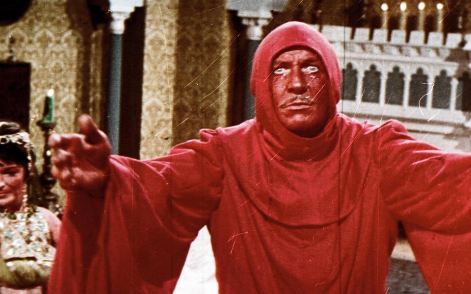 A still from The Masque of the Red Death (1964), with Vincent Price as Satan worshipper Prince Prospero - Alamy