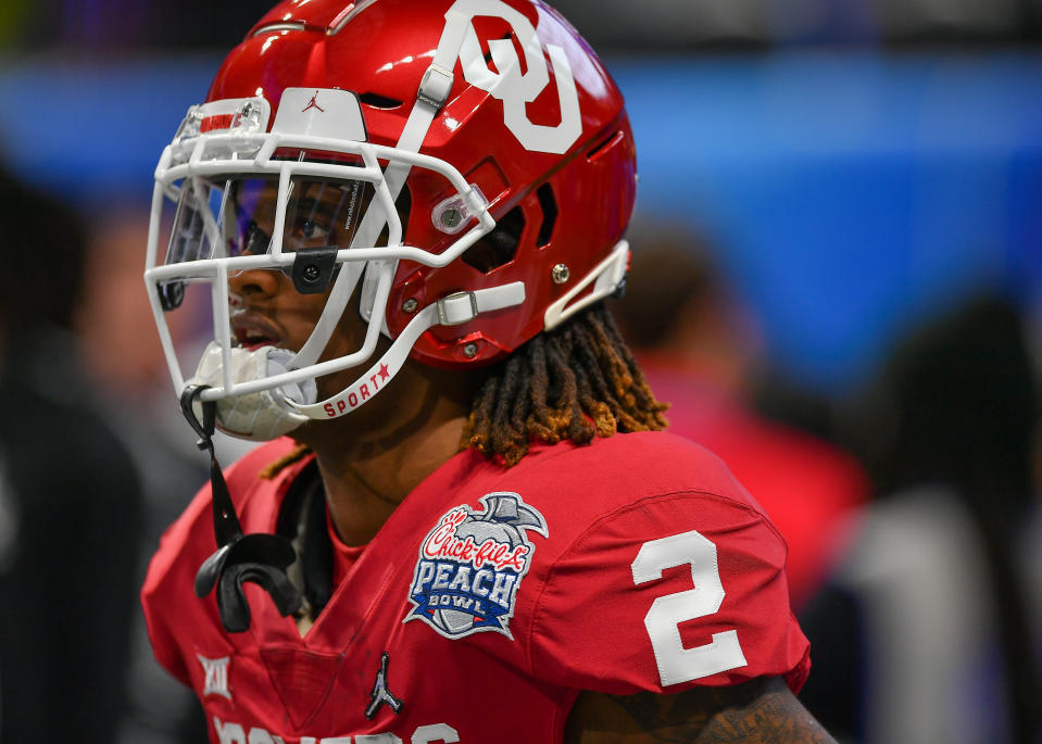 Oklahoma WR CeeDee Lamb is trying to prove at the NFL combine that he's the top receiver available. (Photo by Rich von Biberstein/Icon Sportswire via Getty Images)