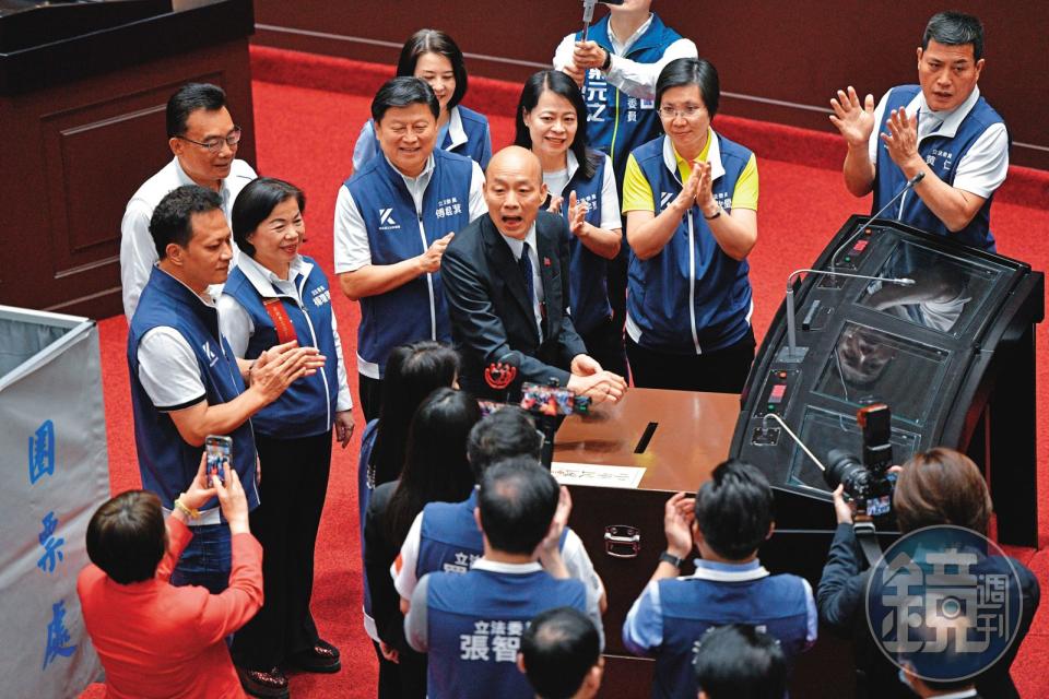 立法院長韓國瑜勸藍委多提民生法案，「重民生、少衝突」。