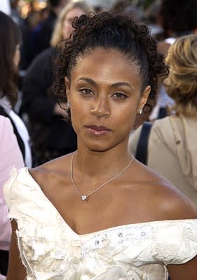 Jada Pinkett Smith at the LA premiere of Columbia's Men in Black II