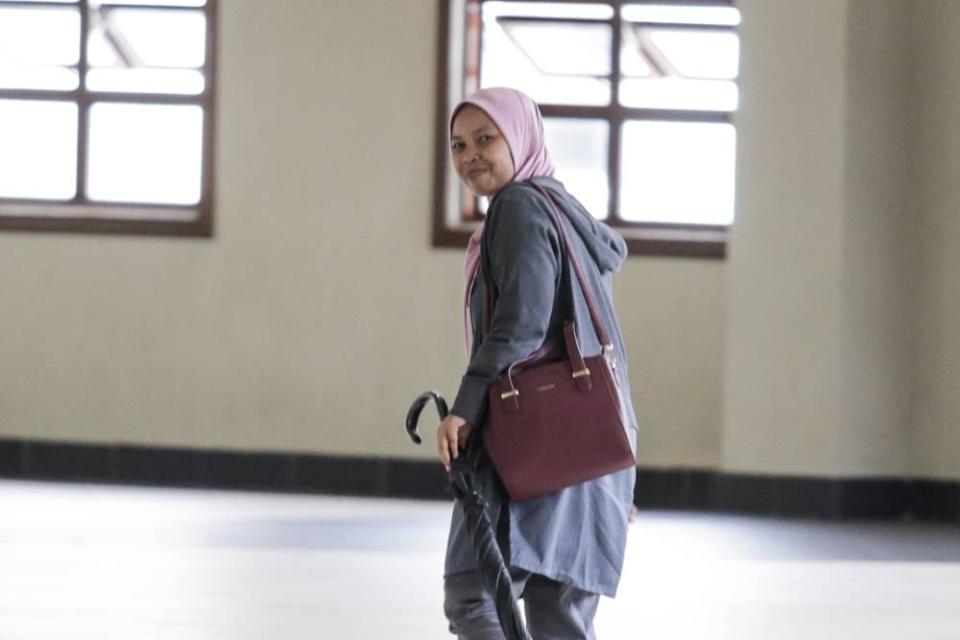 AmBank Remittance Centre manager Wedani Senen is seen at the Kuala Lumpur High Court, April 30, 2019. — Picture by Ahmad Zamzahuri