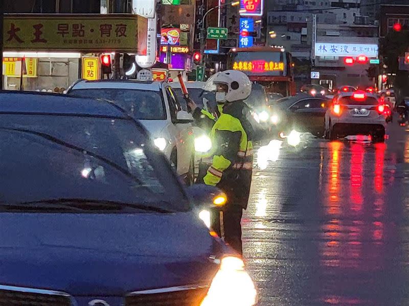 新竹市政府擴大彈性上下班時間紓解塞車。（資料照／翻攝自新竹市警察局臉書）