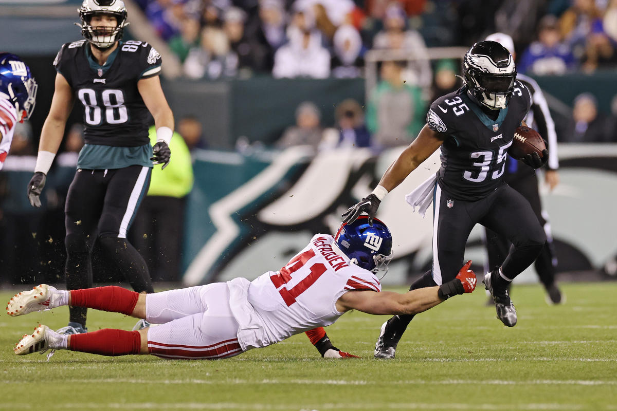 Eagles-Giants Anytime Touchdown: Miles Sanders Finds Endzone