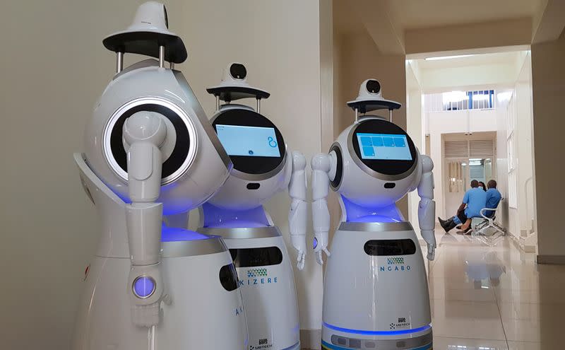 Robot demonstration at COVID-19 treatment centre in Kigali
