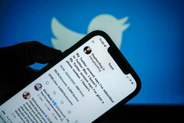 Twitter bug let legacy verified accounts see blue check in their profile