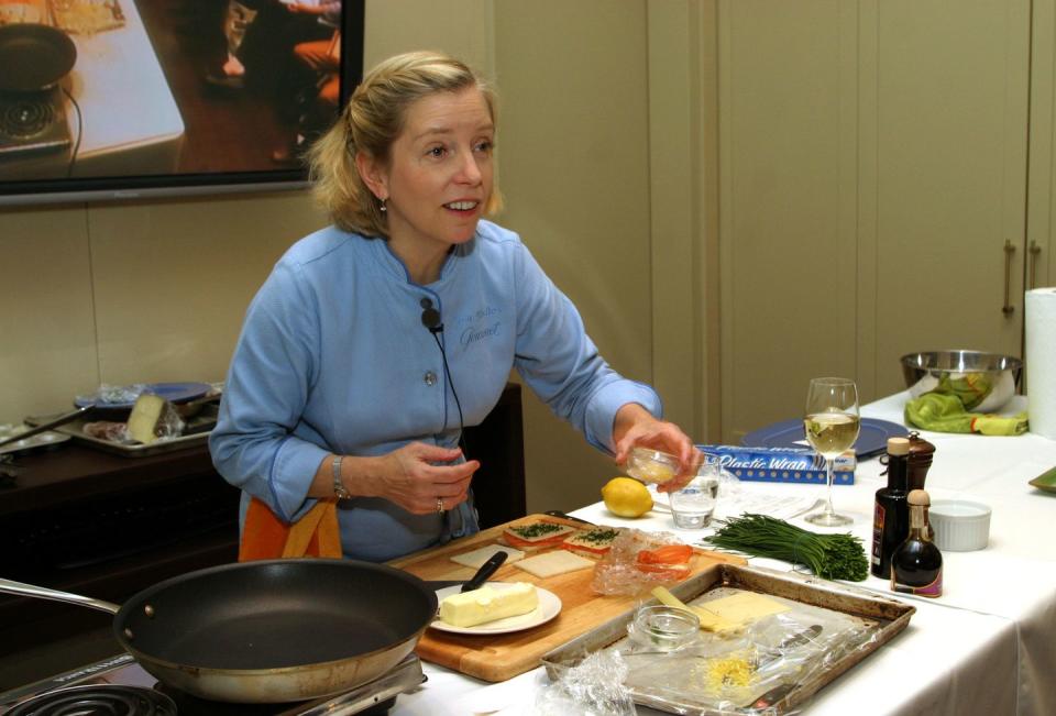 5) Cooking Live with Sara Moulton