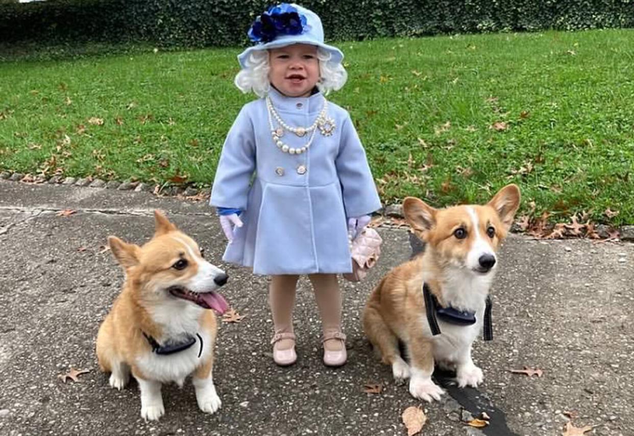 toddler dressed as Queen Elizabeth