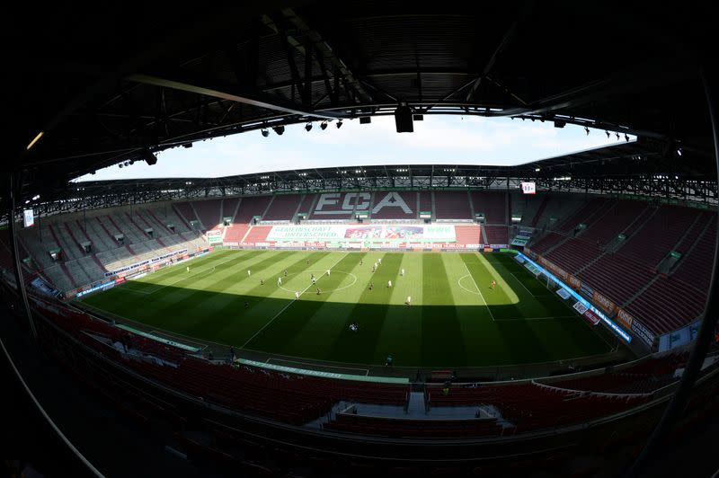 Bundesliga - FC Augsburg v VfL Wolfsburg