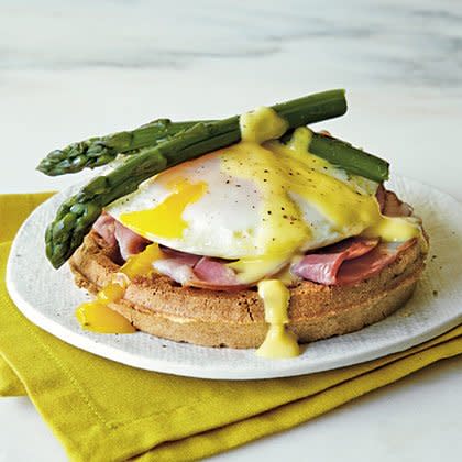 Eggs Benedict Waffle Sandwiches