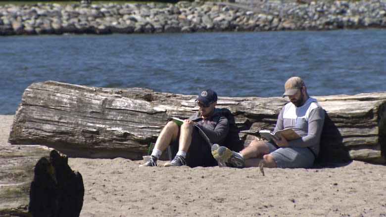 Goodbye gumboots, hello sun hats! Spring finally arrives in Vancouver