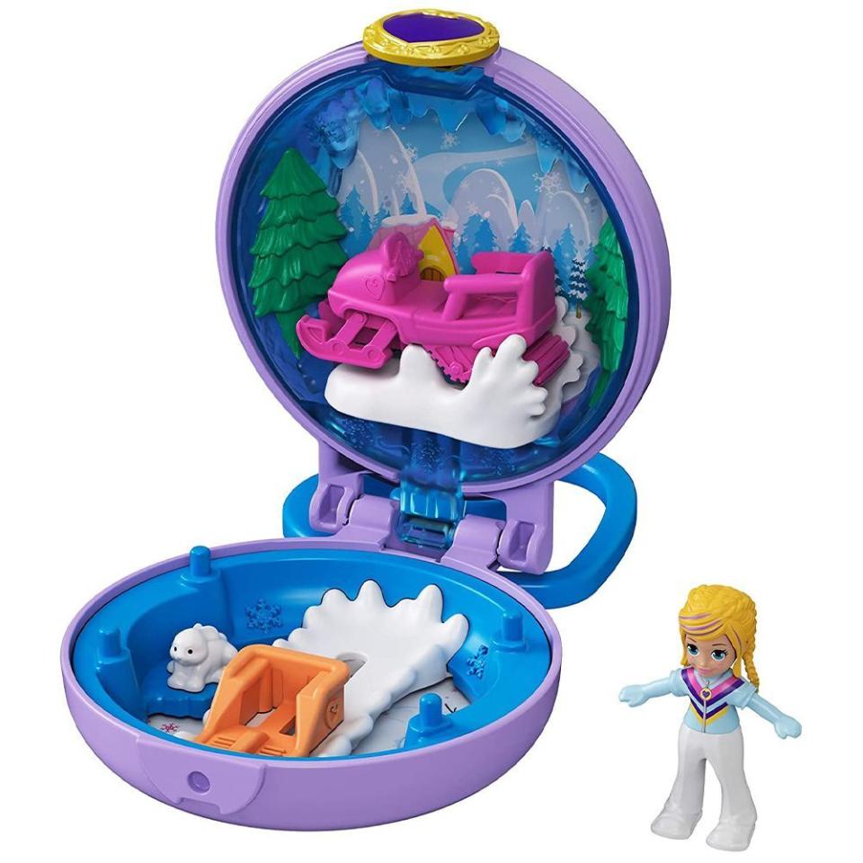 Polly Pocket Flip and Find Snow Cabin Compact