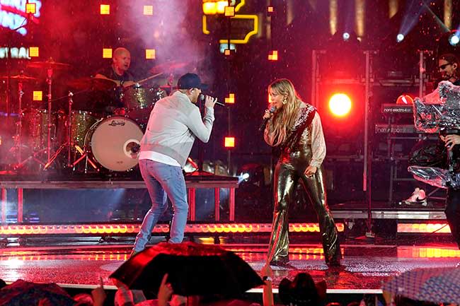 cmt-music-awards-2022-lainey-wilson-performance