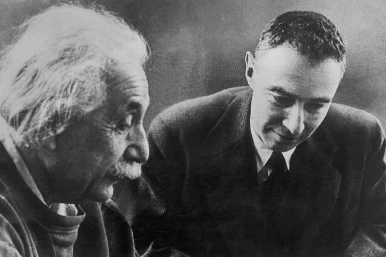 Albert Einstein y Robert Oppenheimer convivieron en el Instituto de Estudios Avanzados de Princeton