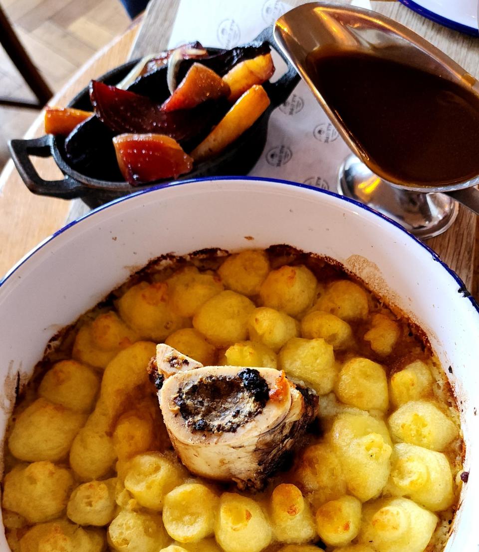 The Steak & Ale Pie at Barrowboy & Banker is made from an 1845 recipe. It was served with gravy and the most excellent root vegetables.