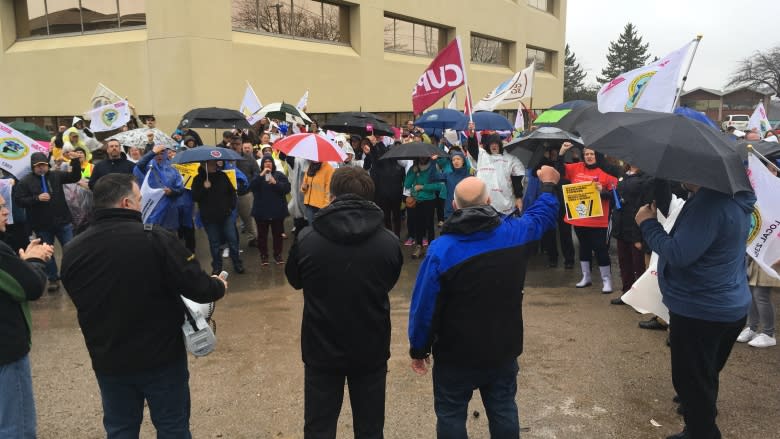 Nursing home workers demonstrate, threaten strike