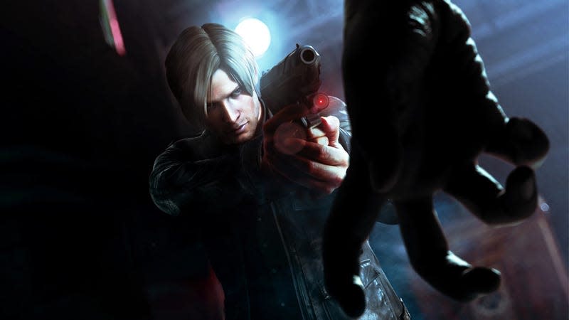 Leon Kennedy aims his pistol at an approaching zombie.
