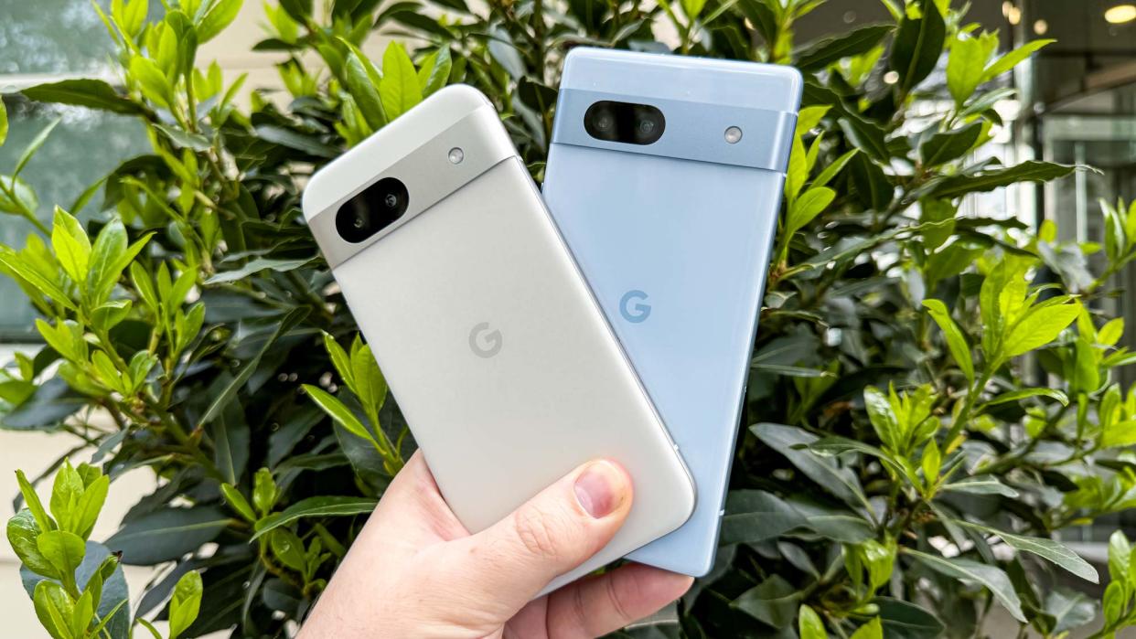 The Pixel 8a and Pixel 7a side by side. 