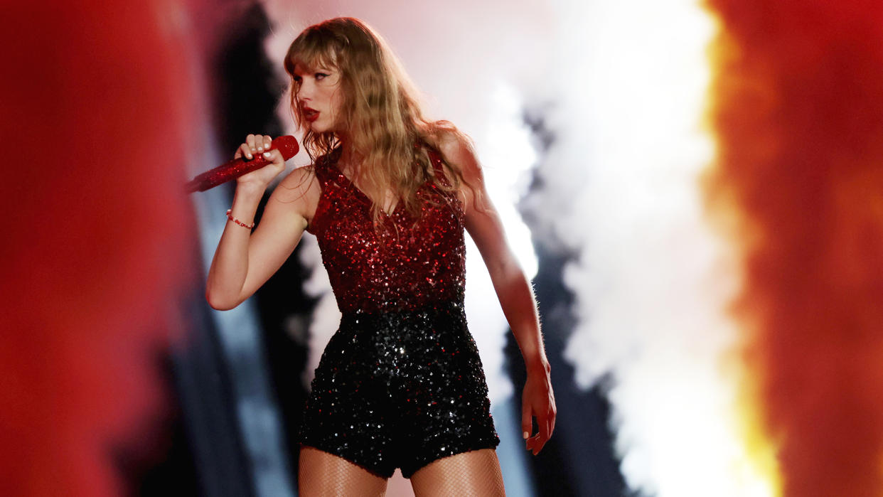  Taylor Swift performs during "Taylor Swift | The Eras Tour" at the National Stadium. 