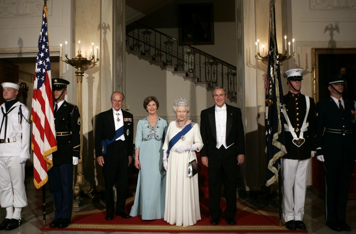 the queen longest reign george bush