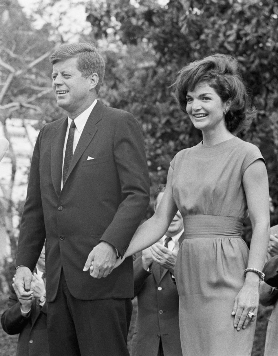 1962: John F. Kennedy Allegedly Cheats on Jackie Kennedy Onassis