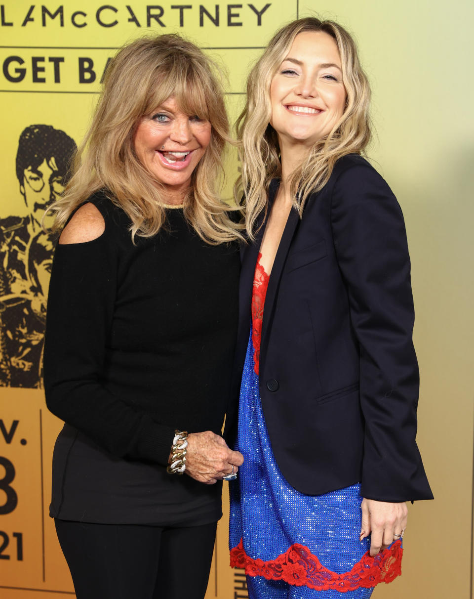 LOS ANGELES, CALIFORNIA - NOVEMBER 18: Goldie Hawn and Kate Hudson attend the Stella McCartney  