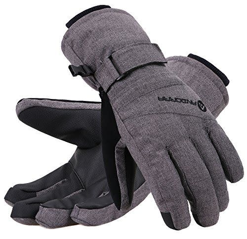 8) Waterproof Touchscreen Winter Gloves