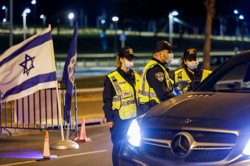 Israel imposes third national COVID-19 lockdown