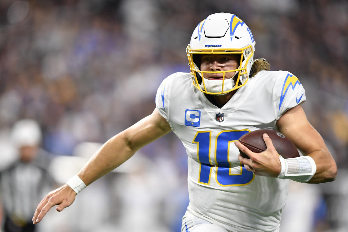 NFL Week 1 picks against the spread: Justin Herbert for MVP, not buying  Aaron Rodgers' Jets - The Athletic