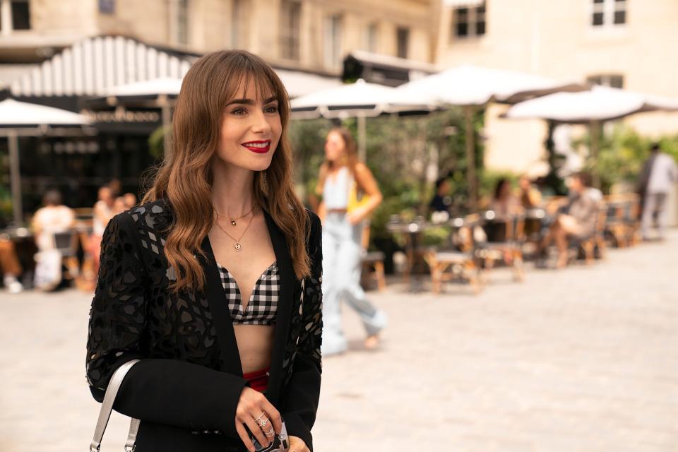 Emily in Paris, Lily Collins