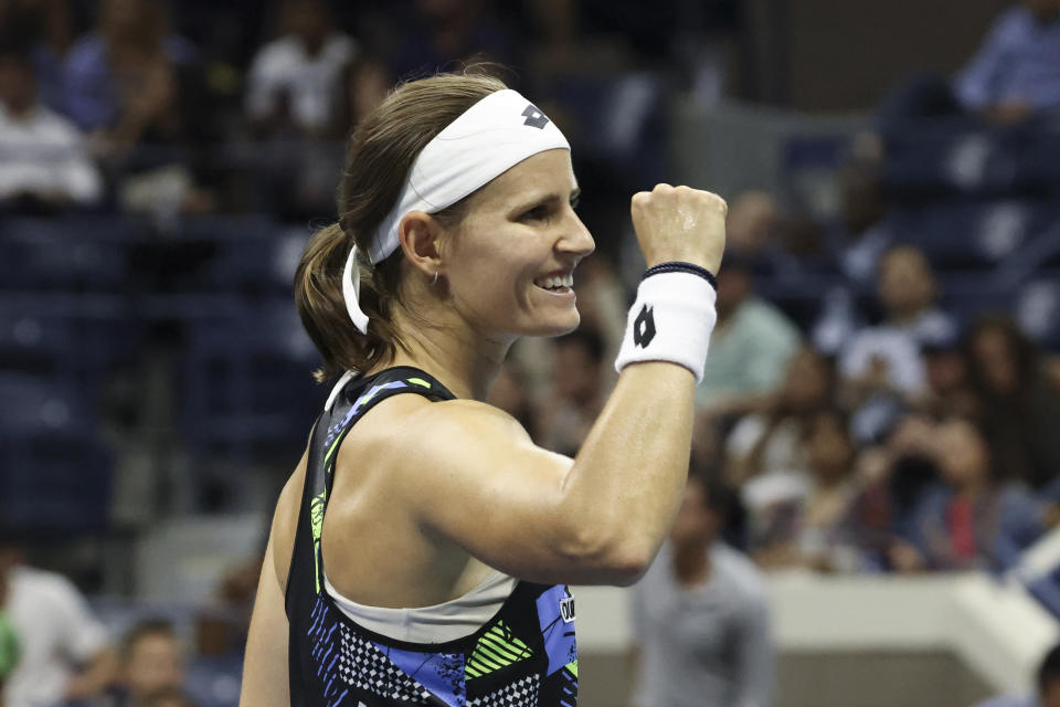 Greet Minnen, of Belgium, reacts during a match against Venus Williams, of the United States, at the first round of the U.S. Open tennis championships, Tuesday, Aug. 29, 2023, in New York. (AP Photo/Jason DeCrow)