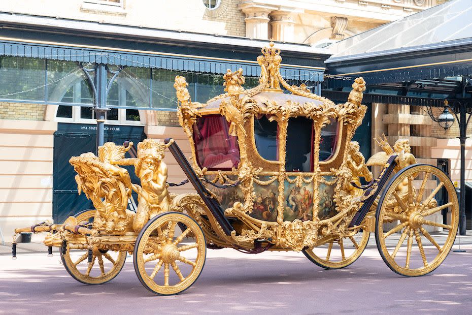 everything you need to know about the coronation coach